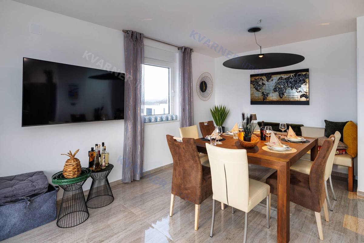 Appartamento Njivice, 79m2