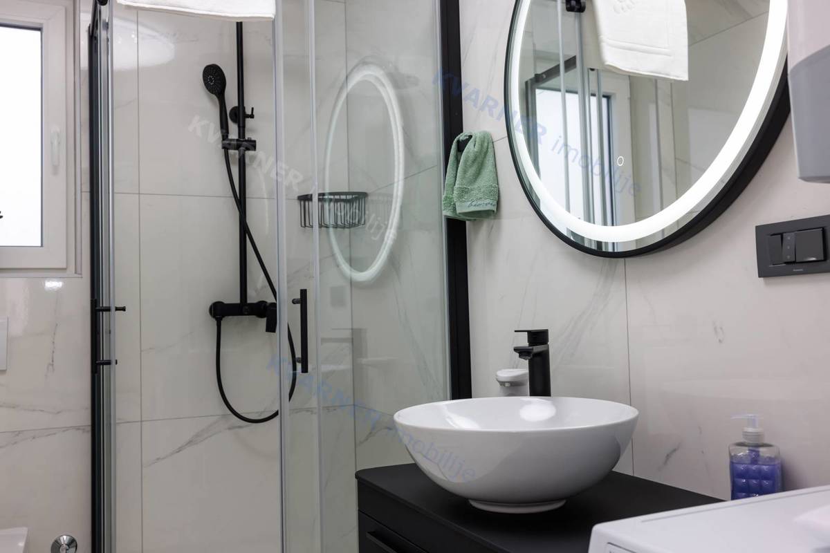 Appartamento Njivice, 79m2