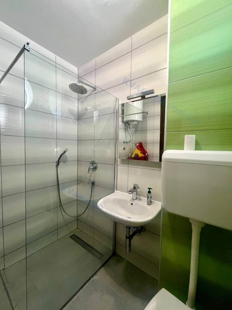 Appartamento Njivice, 57,40m2