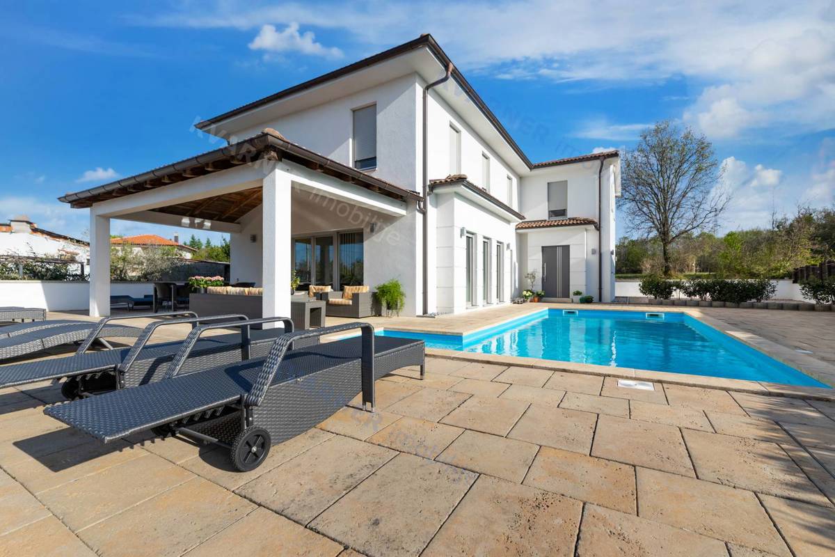 Casa Malinska, 850m2