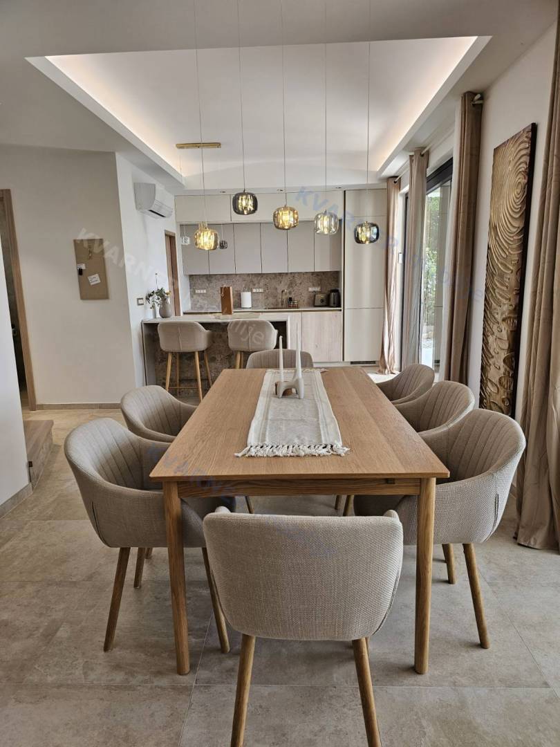 Casa Grad Krk, 190m2