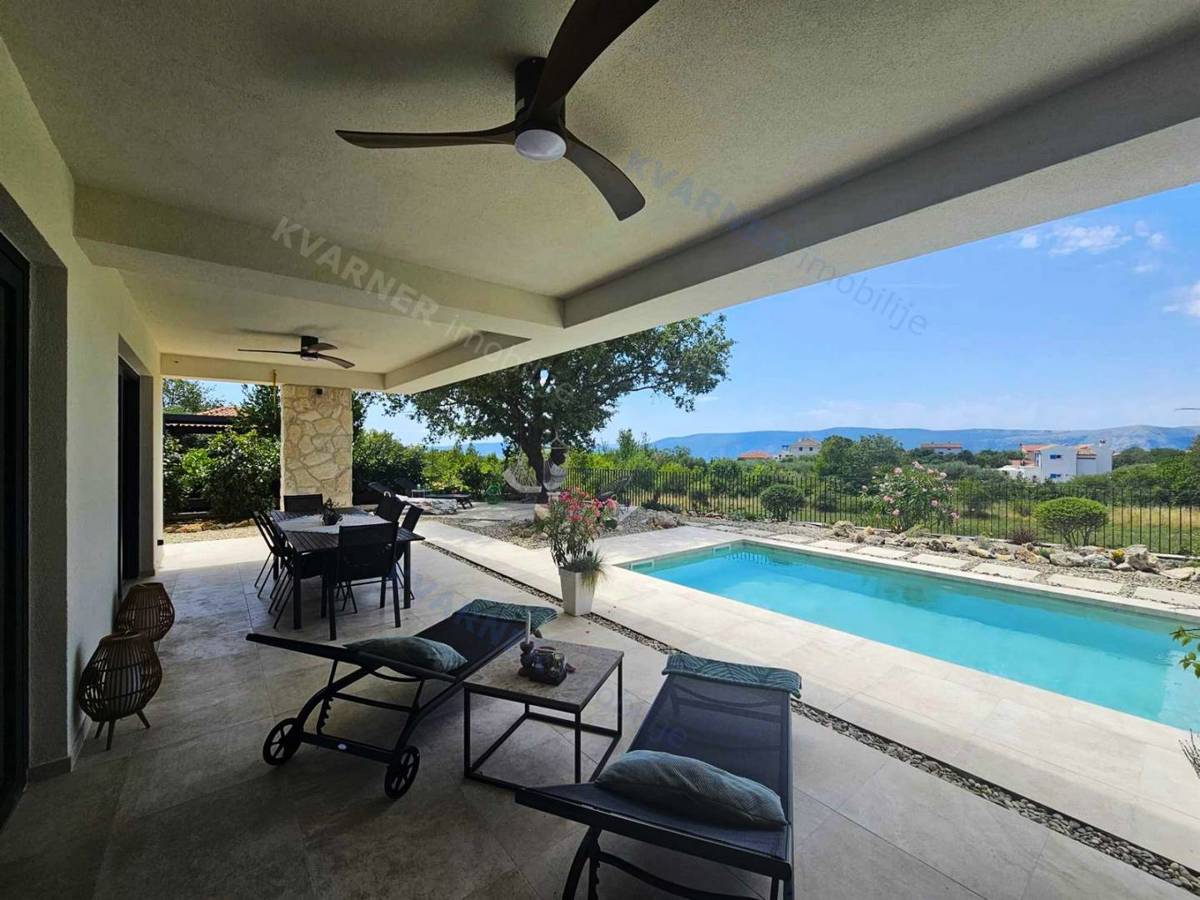 Casa Grad Krk, 190m2