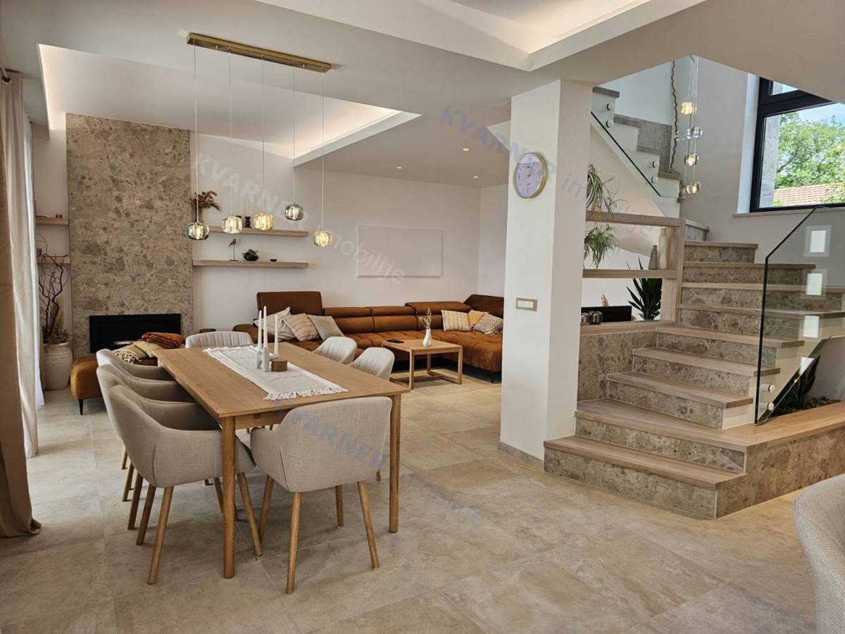 Casa Grad Krk, 190m2