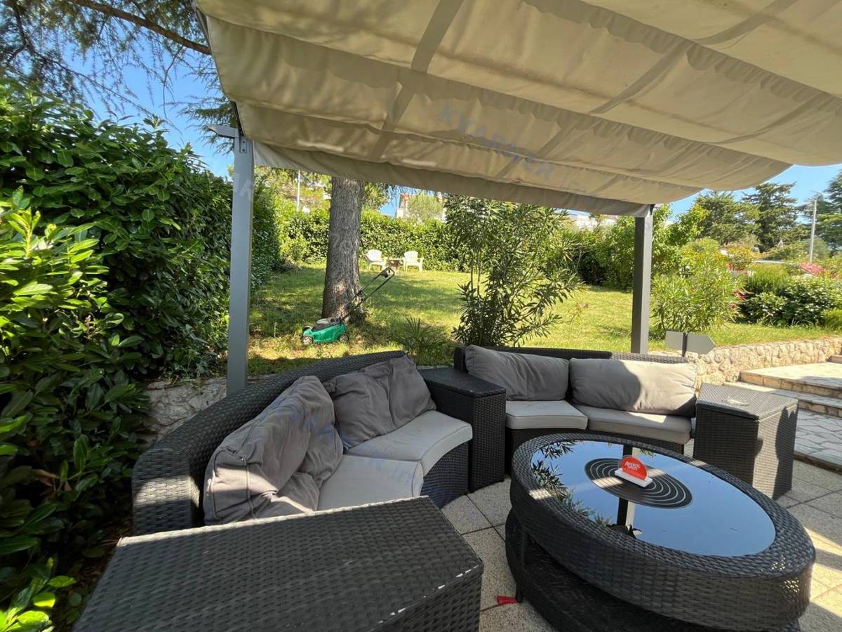 Casa Njivice, 270m2