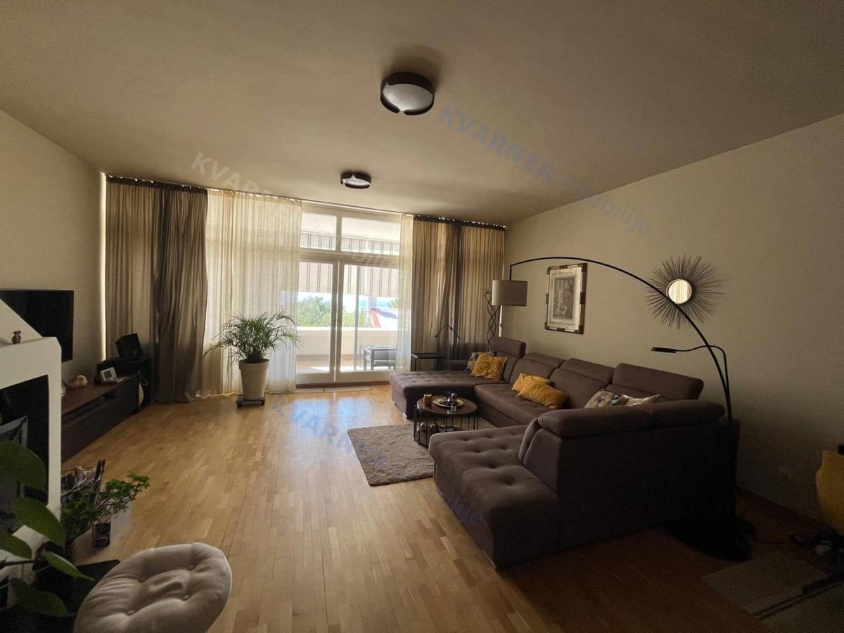 Casa Njivice, 270m2