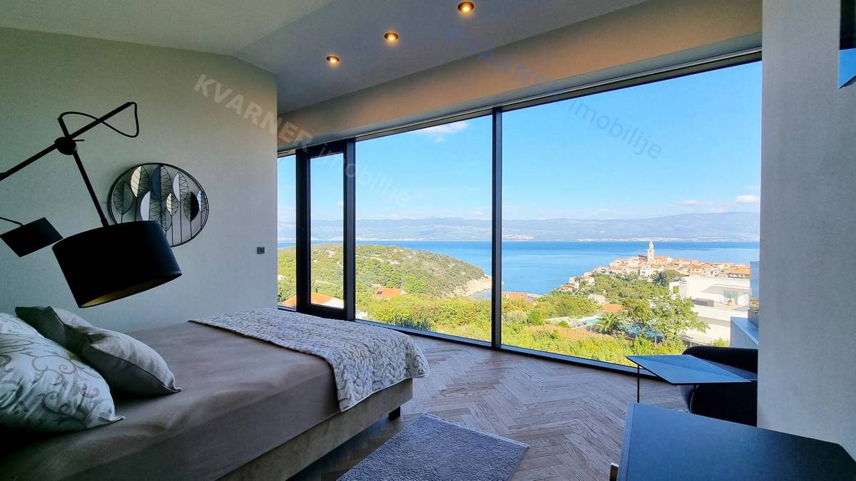 Casa Vrbnik, 240m2