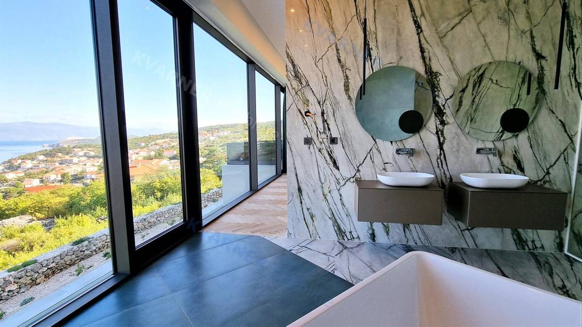 Casa Vrbnik, 240m2