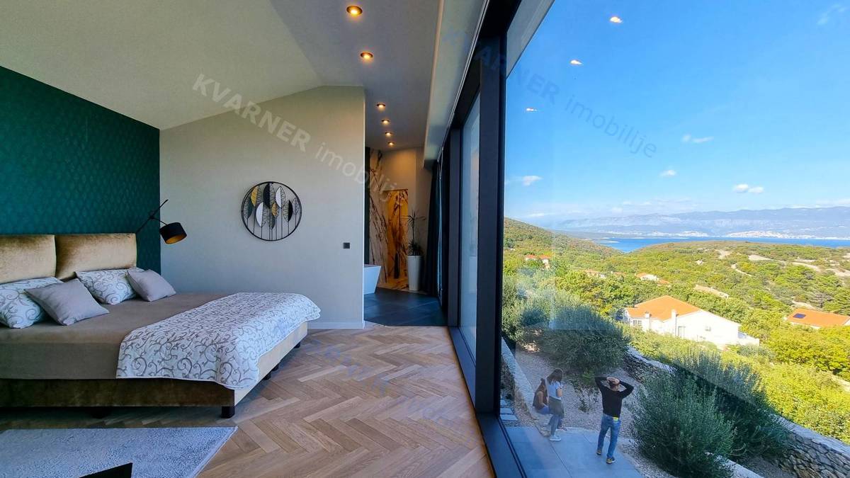 Casa Vrbnik, 240m2