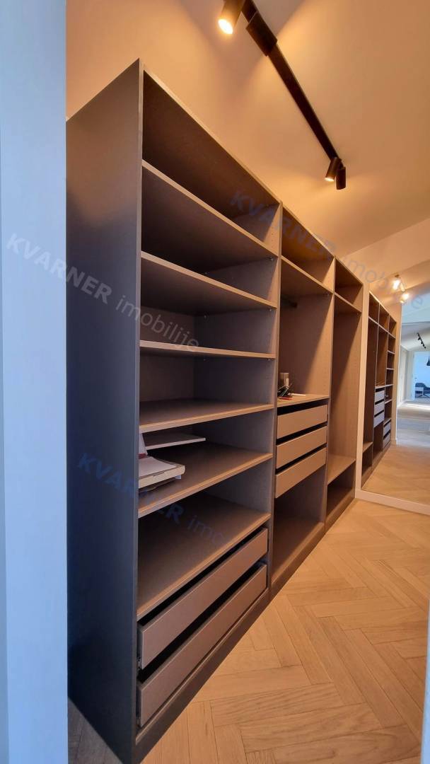 Casa Vrbnik, 240m2