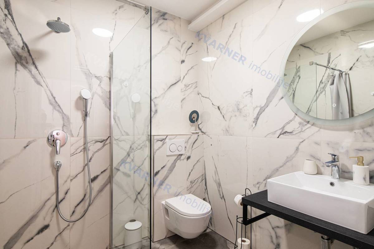 Appartamento Njivice, 92m2