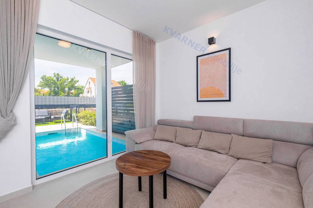 Appartamento Njivice, 92m2