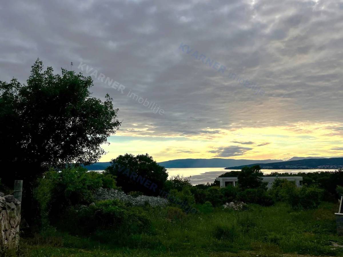 Terreno Punat, 595m2