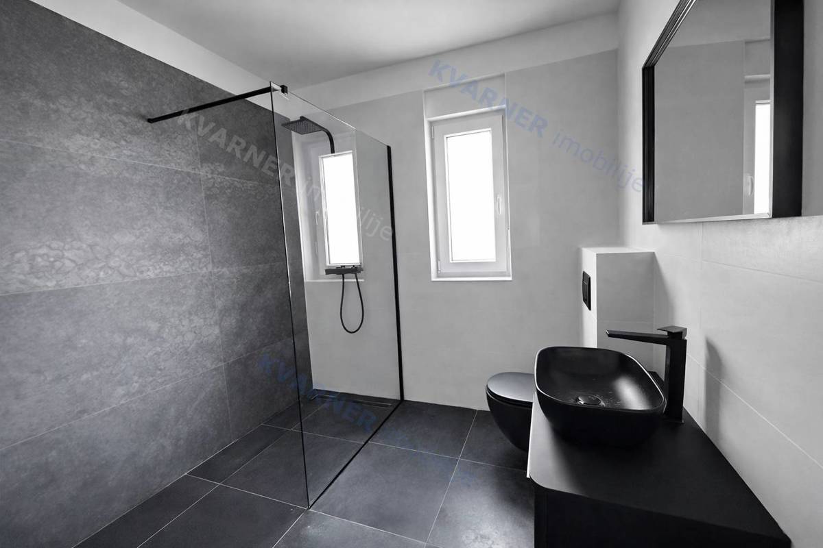 Appartamento Uvala Soline, 68m2