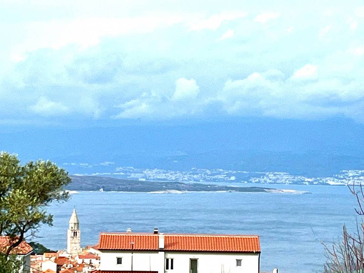 Terreno Vrbnik, 641m2