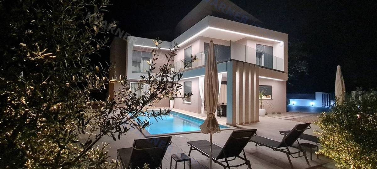 Casa Vrbnik, 175,50m2
