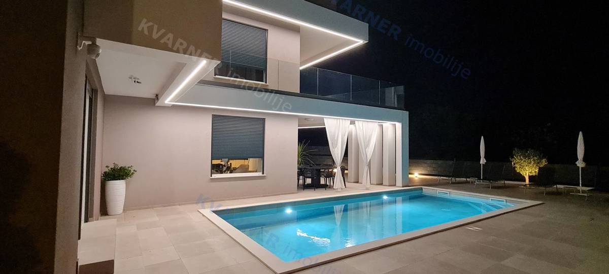 Casa Vrbnik, 175,50m2