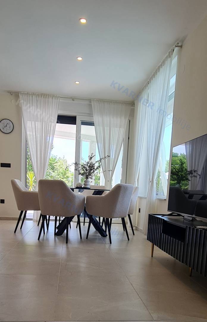 Casa Vrbnik, 175,50m2