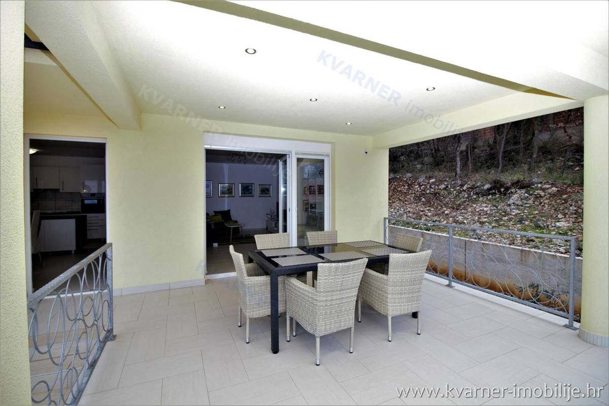 Casa Omišalj, 260m2