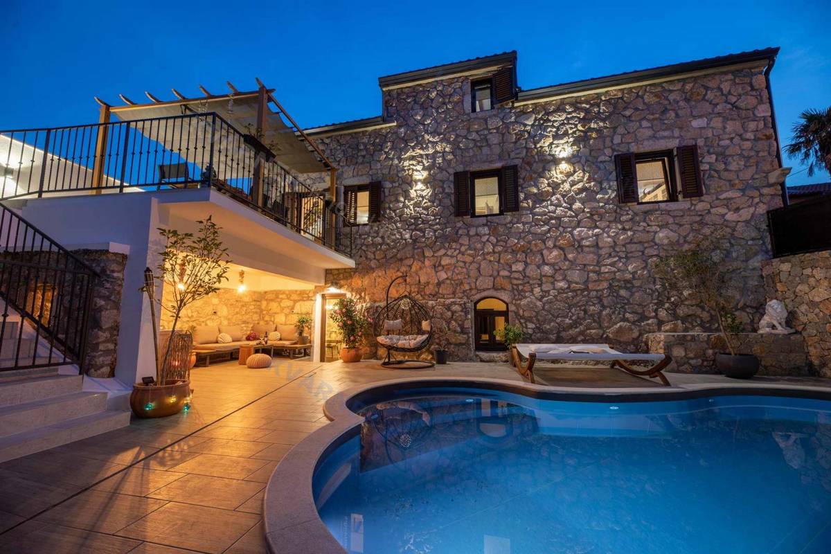 Casa Vrbnik, 254m2