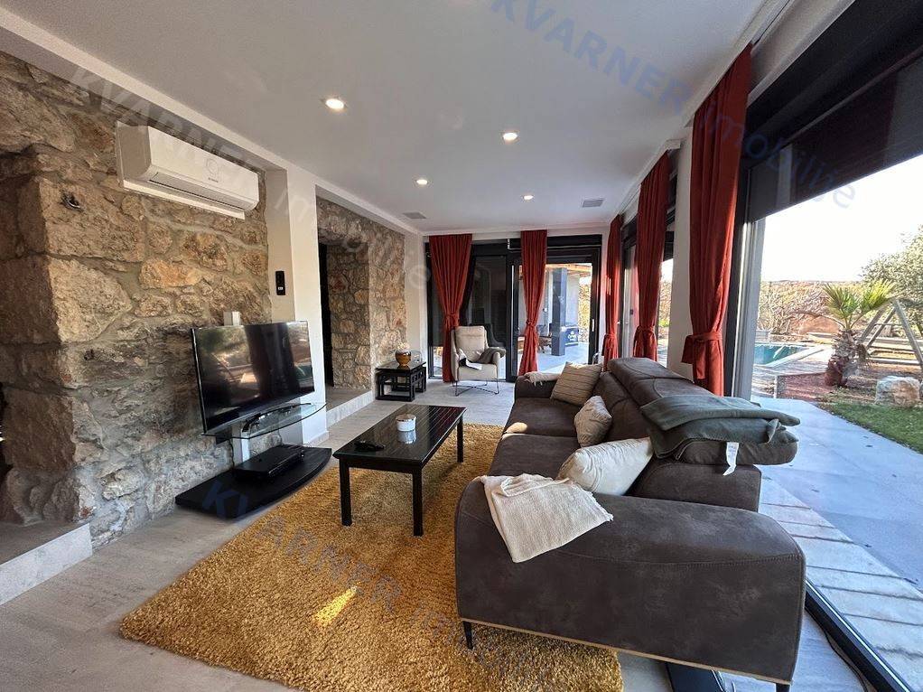 Casa Dobrinj, 226m2