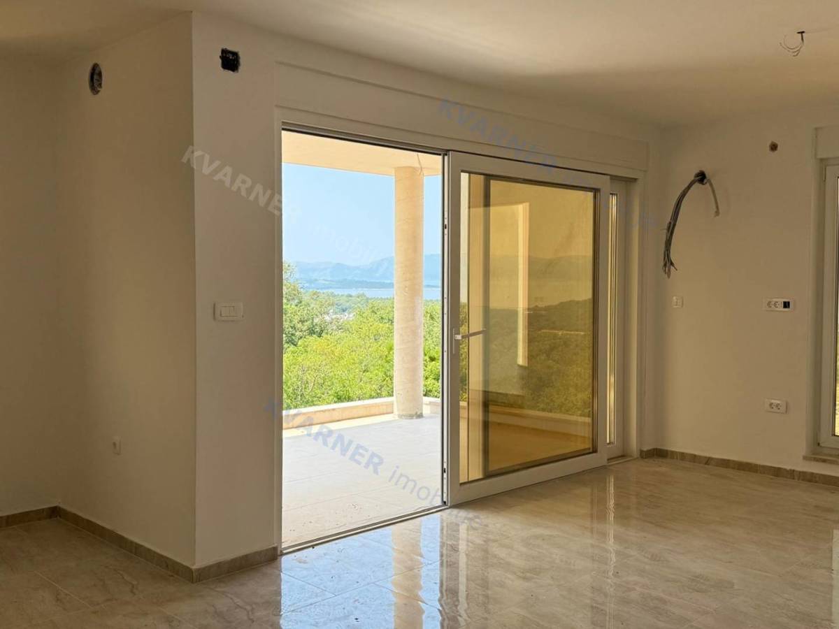 Appartamento Njivice, 80m2