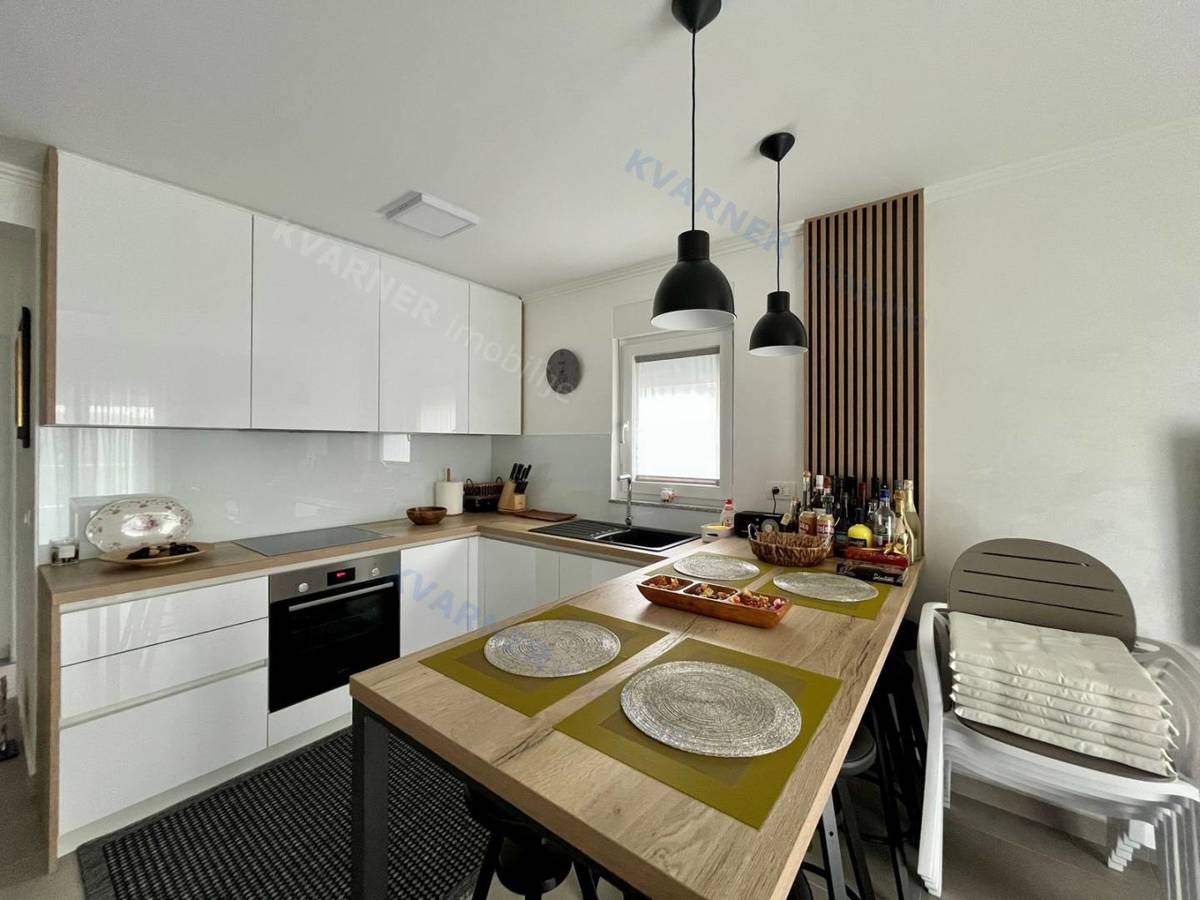 Appartamento Uvala Soline, 60,25m2