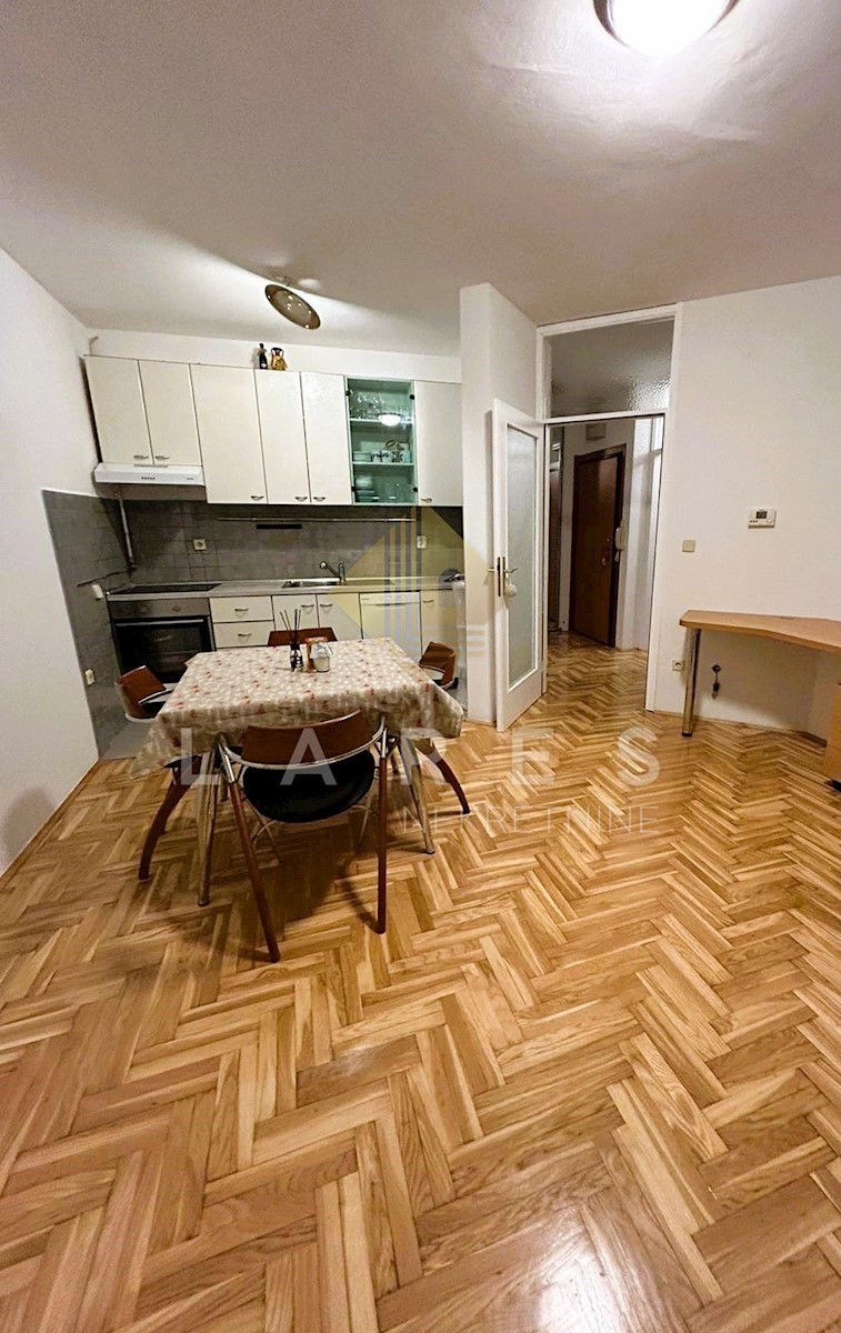 Appartamento Volovčica, Peščenica - Žitnjak, 69m2