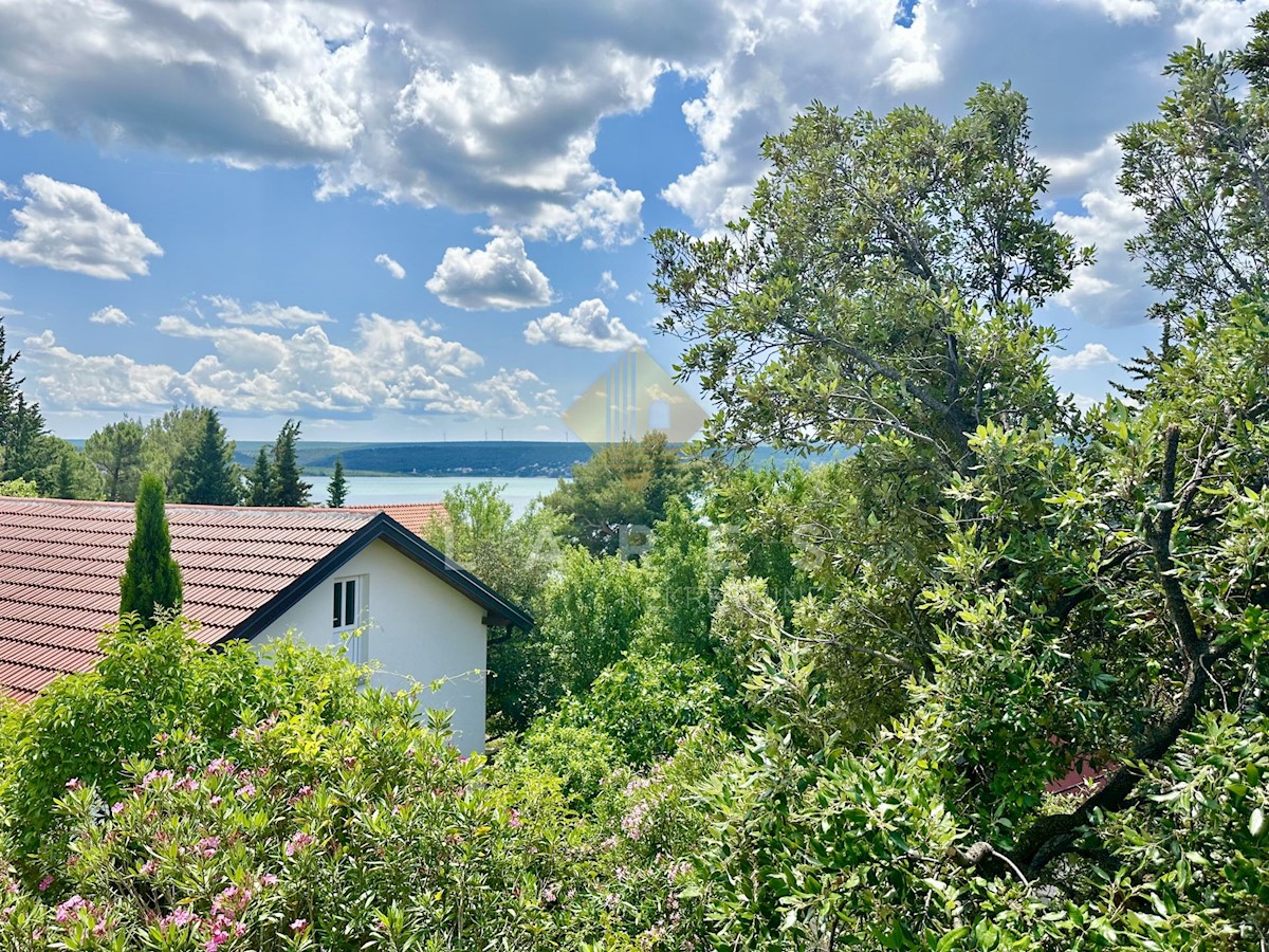 Casa Kruševo, Obrovac, Šušnjar, 142m2