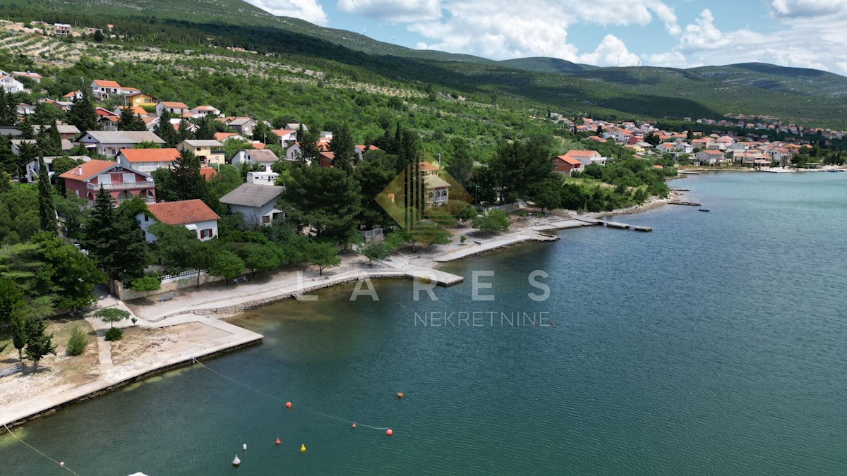 Casa Kruševo, Obrovac, Šušnjar, 142m2