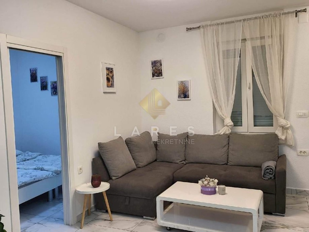 Appartamento Zora, Opatija, OPATIJA, 38m2