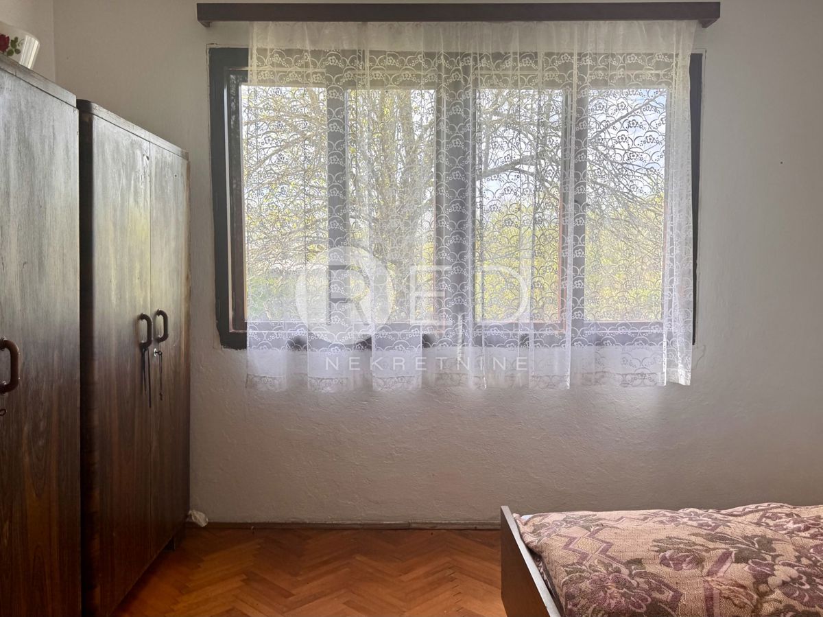 Casa Lijevo Sredičko, Pisarovina, 100m2