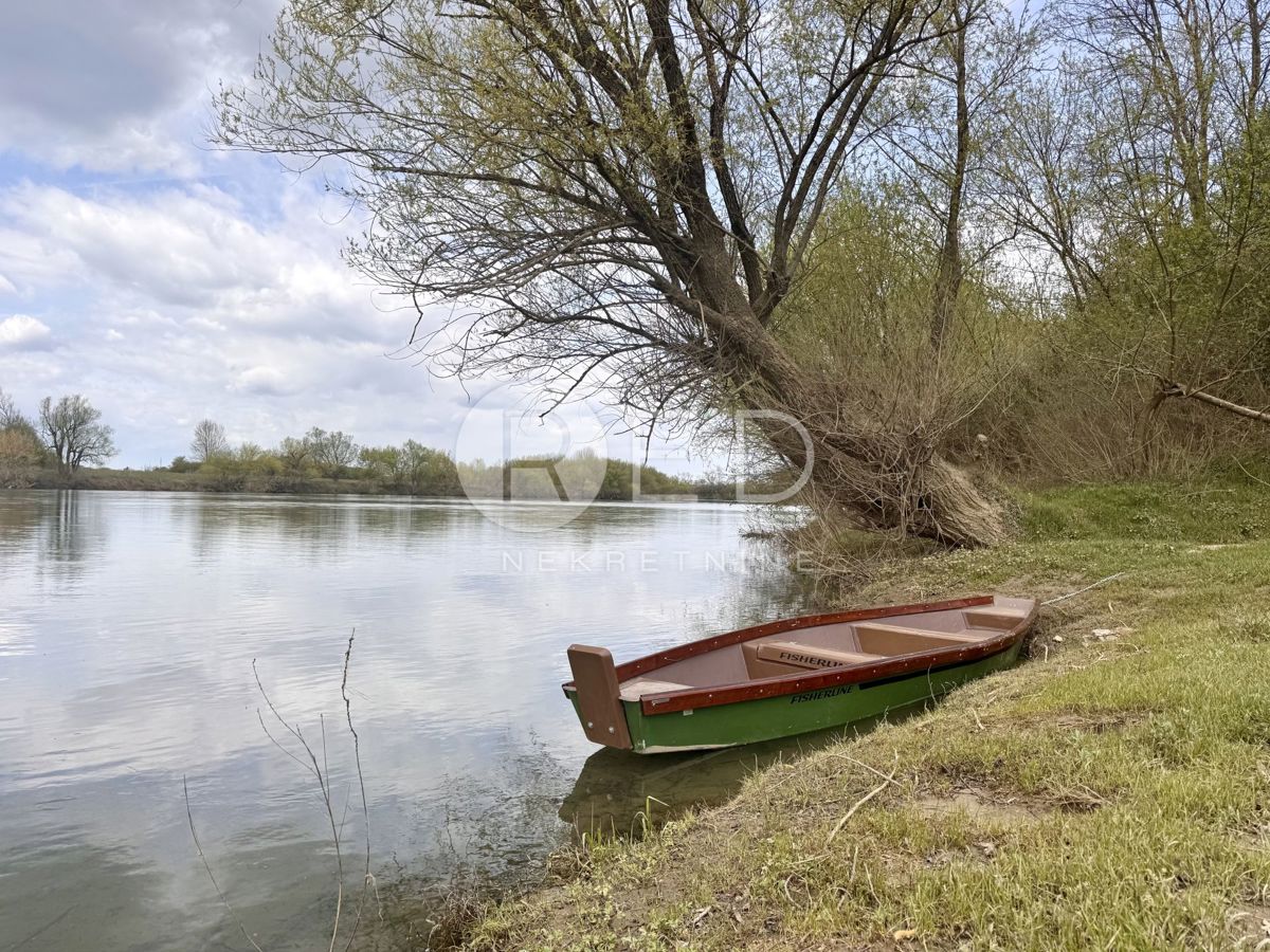 Casa Lijevo Sredičko, Pisarovina, 100m2