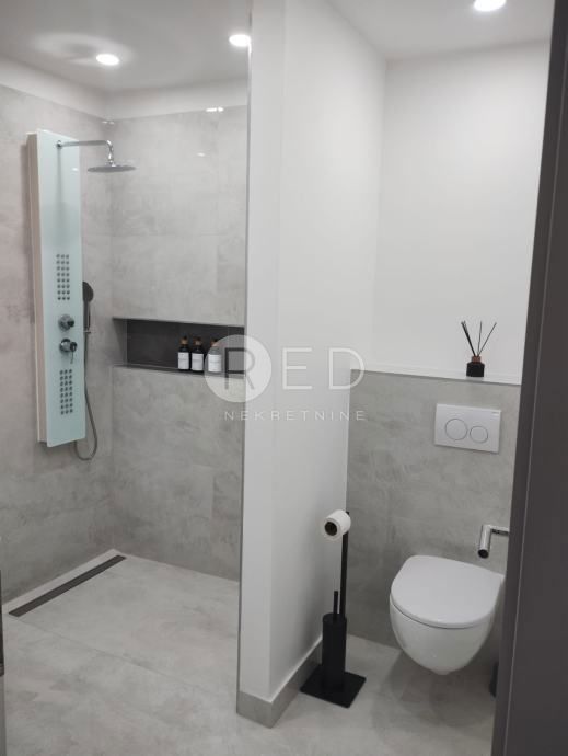 Appartamento Privlaka, 84m2