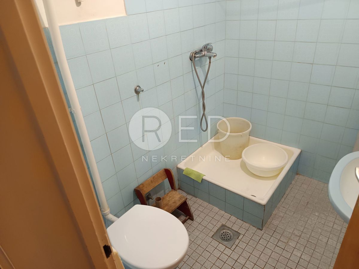 Casa Retfala, Osijek, Retfala - blizina Pampasa, 235m2