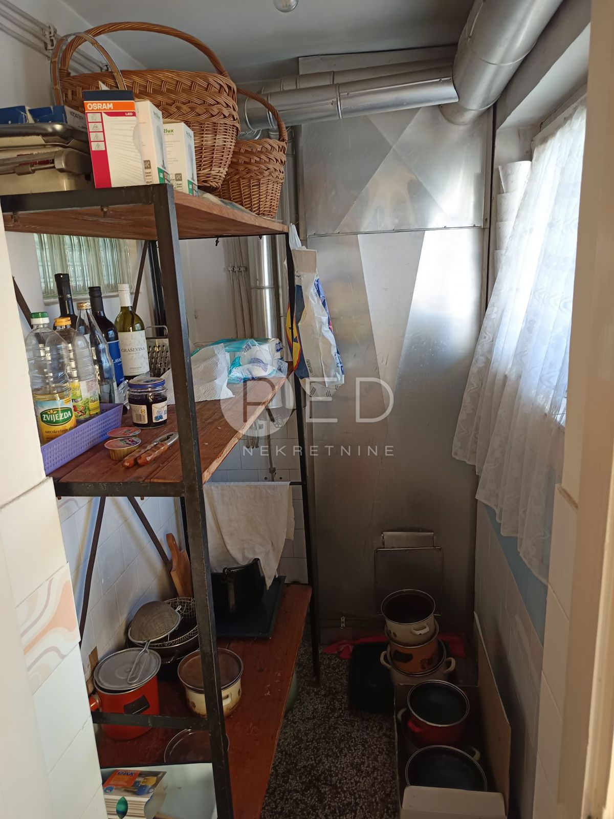 Casa Retfala, Osijek, Retfala - blizina Pampasa, 235m2