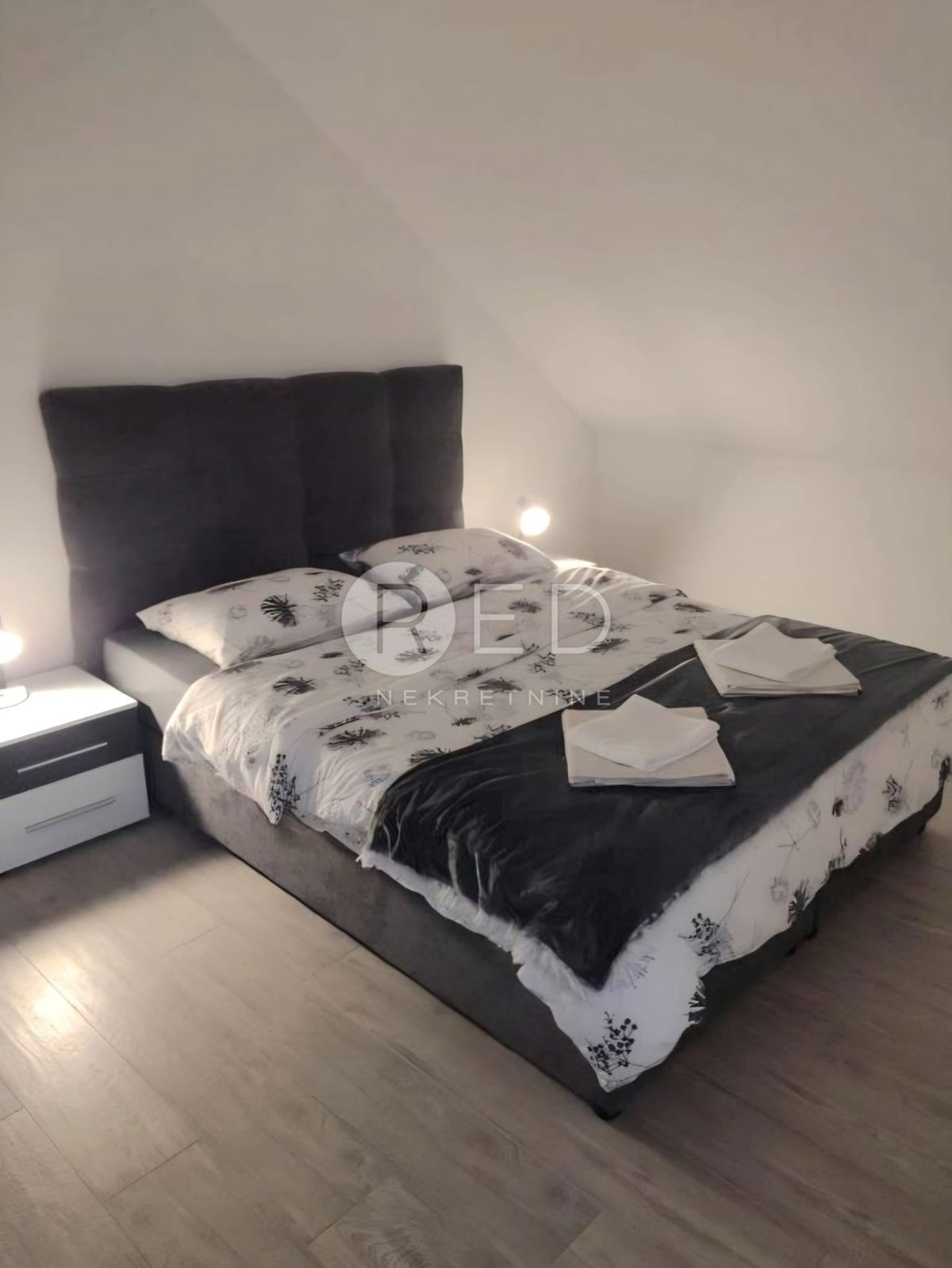 Casa Štikada, Lovinac, Lovinac, Ličko-senjska županija, 400m2