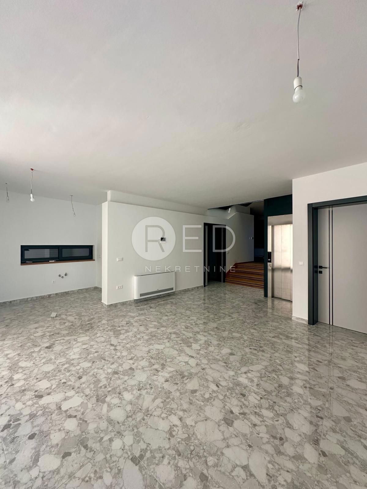 Casa Sukošan, Put Ravnila, 337m2