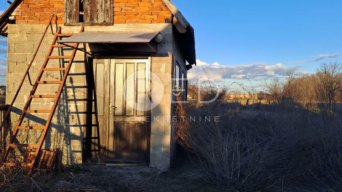 Casa Kruševica, Slavonski Šamac, Kneza Branimira, 45m2