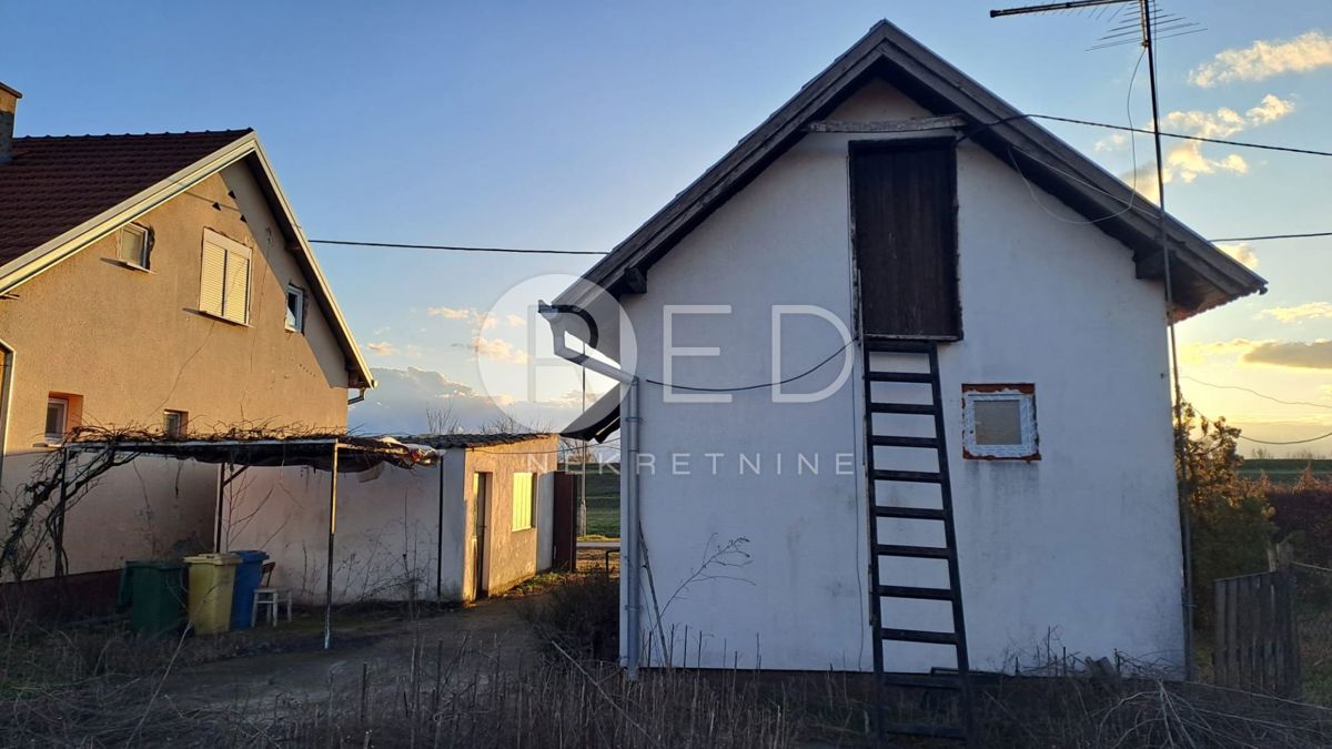 Casa Kruševica, Slavonski Šamac, Kneza Branimira, 45m2