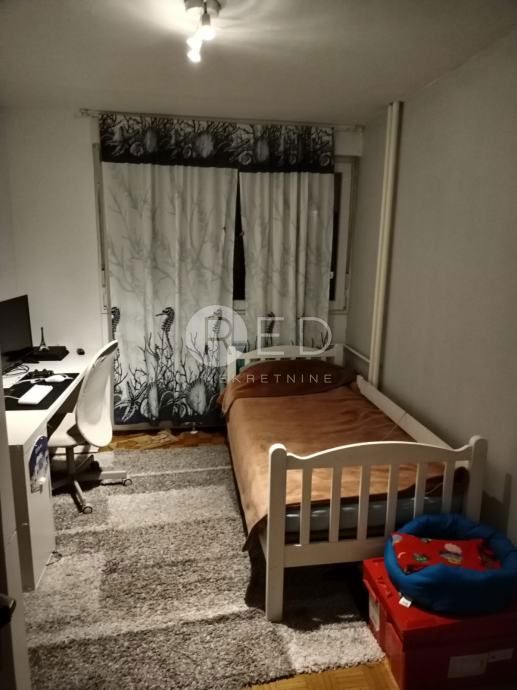 Appartamento Naselje Slavka Kolara, Velika Gorica, Jpsipa Pucekovića, 74m2