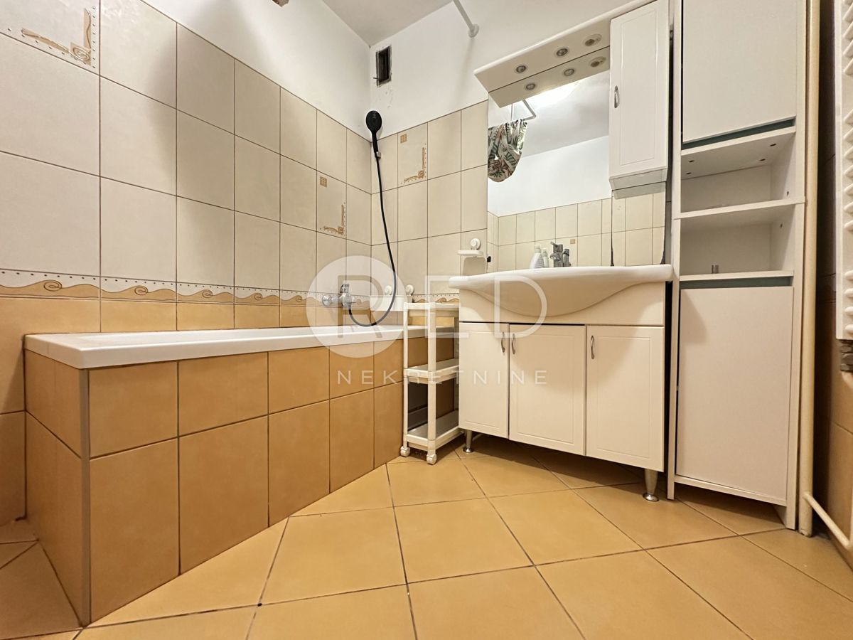 Appartamento Naselje Slavka Kolara, Velika Gorica, Jpsipa Pucekovića, 74m2