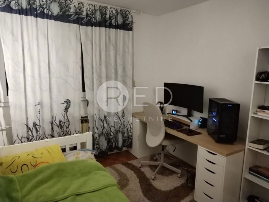 Appartamento Naselje Slavka Kolara, Velika Gorica, Jpsipa Pucekovića, 74m2