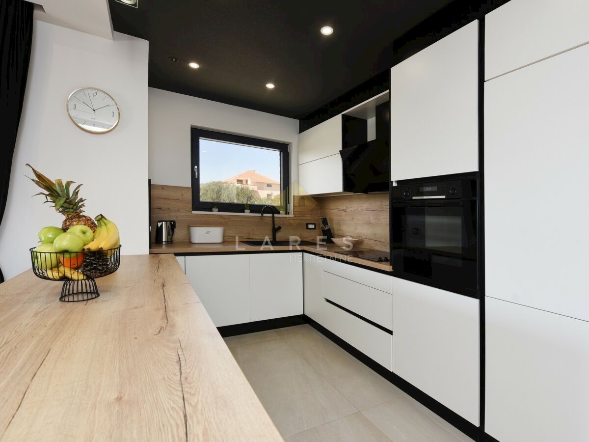 Casa Privlaka, Ulica mletačkih pomoraca, 251m2