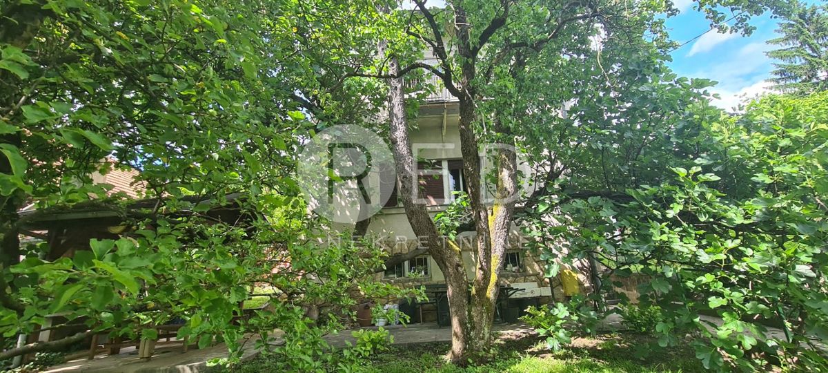 Casa Jačkovina, Podsused - Vrapče, Vrapče,Grad Zagreb, 170m2