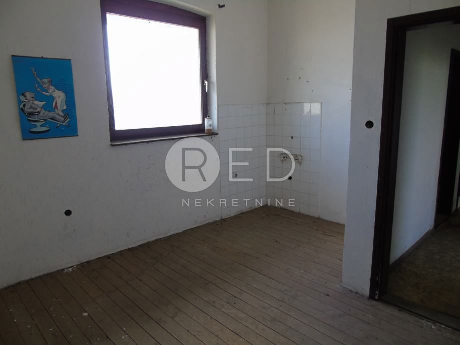 Commerciale Beli Manastir, Beli Manastir, blizina centra, poslovne zone, 620m2