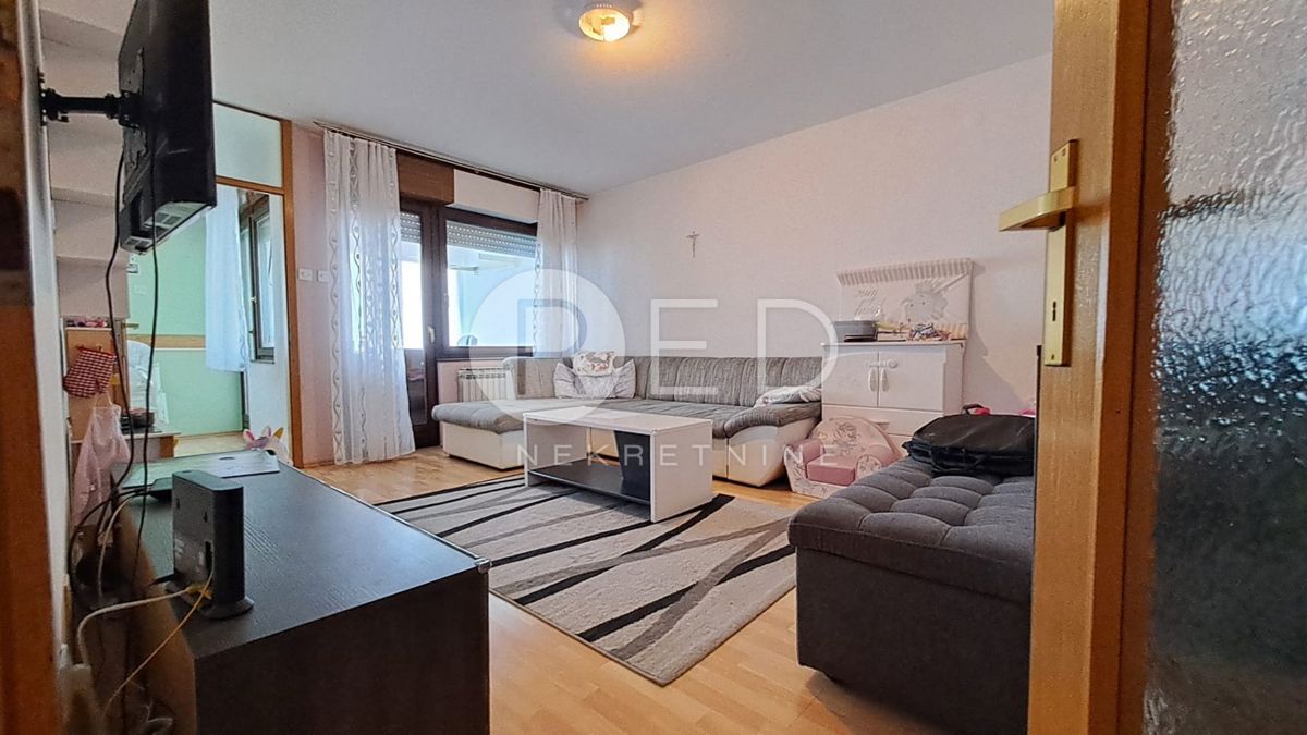 Appartamento Naselje Andrije Hebranga, Slavonski Brod, 74m2