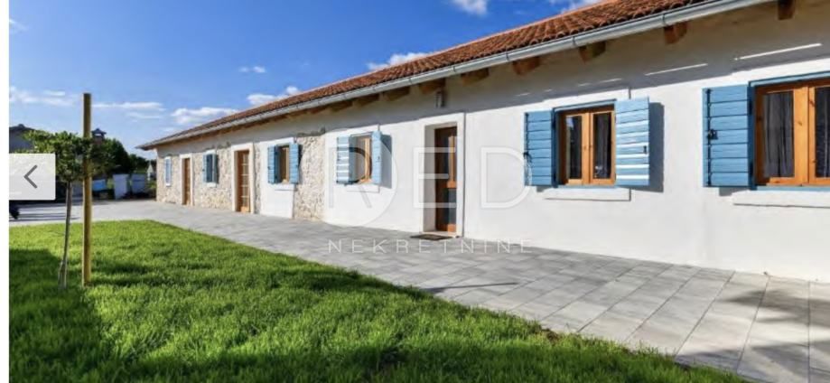 Casa Gornje Raštane, Sveti Filip I Jakov, Viternici, 238m2