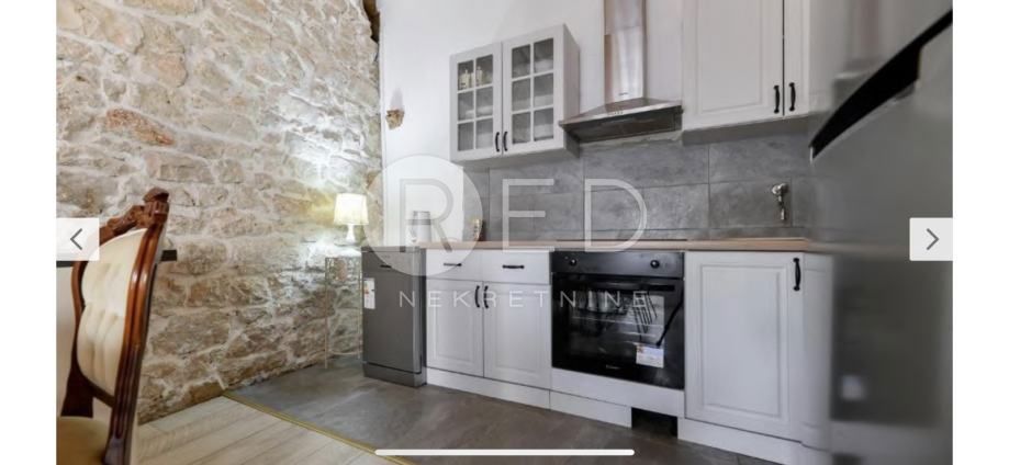 Casa Gornje Raštane, Sveti Filip I Jakov, Viternici, 238m2