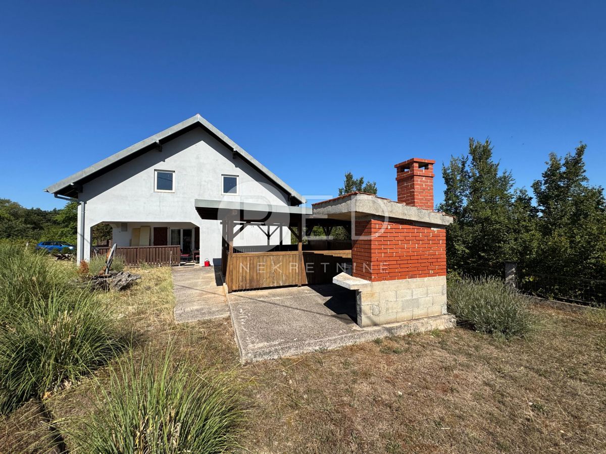 Casa Gornje Planjane, Unešić, 172m2