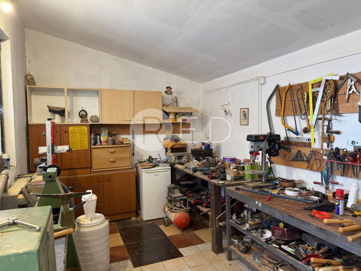 Casa Gornje Planjane, Unešić, 172m2